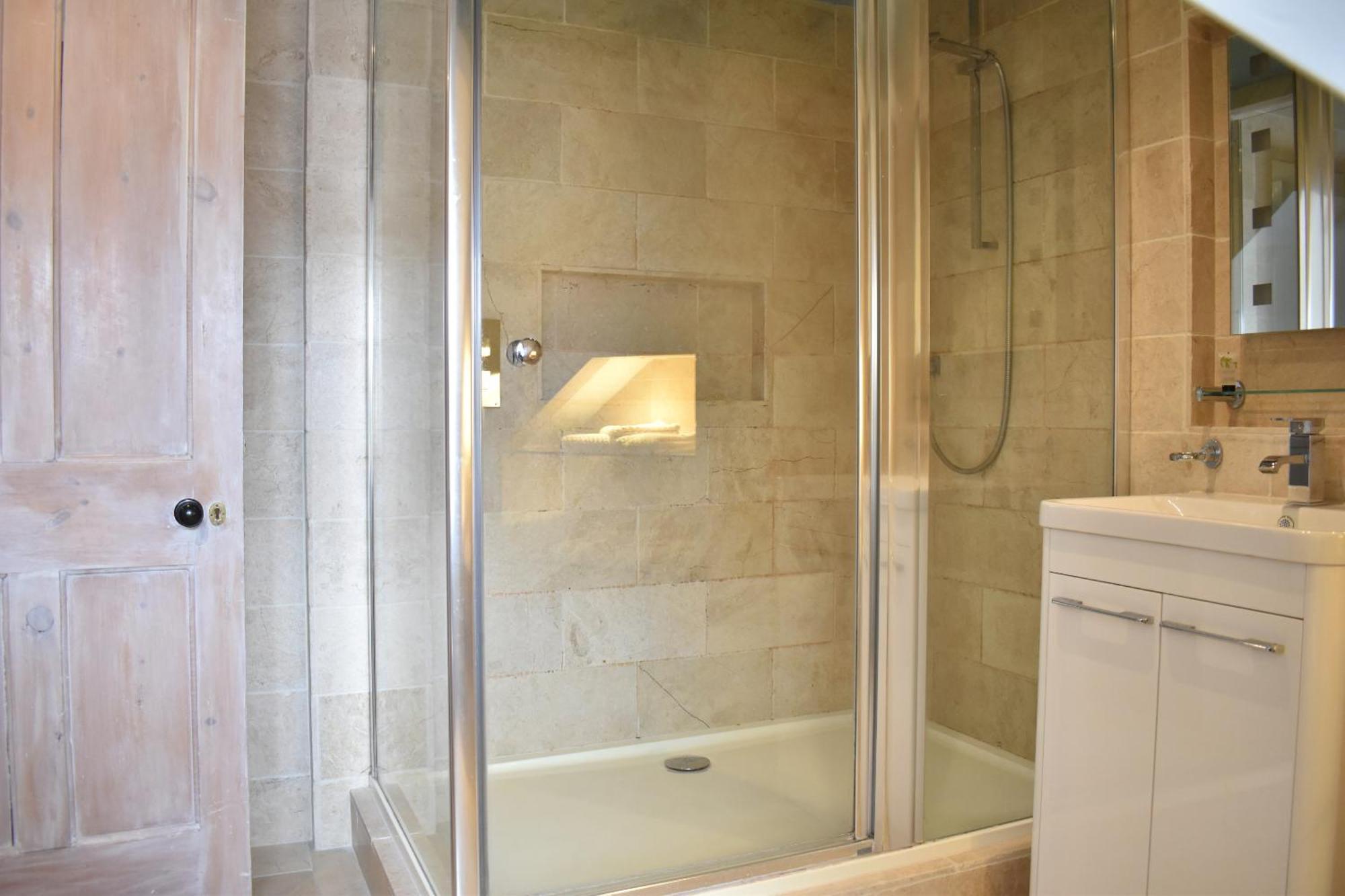 Davenford Cotswold Gardens Bed & Breakfast Stow-on-the-Wold Ngoại thất bức ảnh